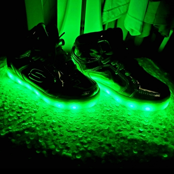 Skechers Kids- Multicolor Light Up Shoes - Picture 7 of 8